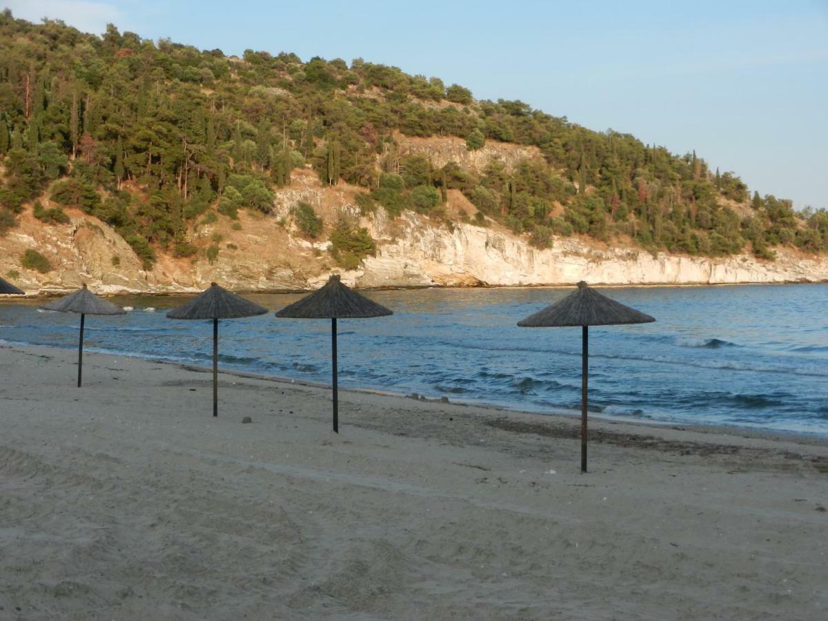 Aspri Ammos House Apartment Kavala Bagian luar foto